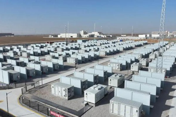 總投資6億元！我國裝機(jī)規(guī)模最大半固態(tài)鋰電池儲能項(xiàng)目并網(wǎng)