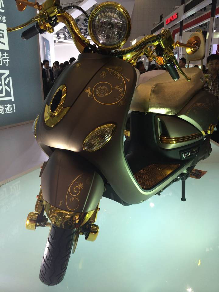 綠能電動(dòng)車