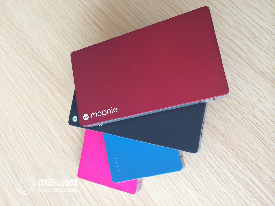 美國Mophie：移動電源行業(yè)里的“蘋果”