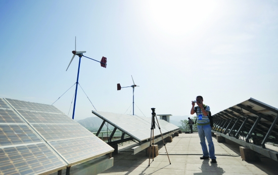 天津最大光伏電站建成 年發(fā)電量可供萬(wàn)戶
