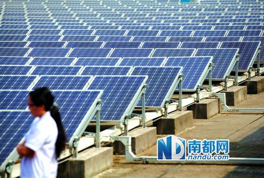 天寶集團(tuán)廠區(qū)建起的光伏屋頂電站，年發(fā)電量為164 .09萬度，用來給企業(yè)供電