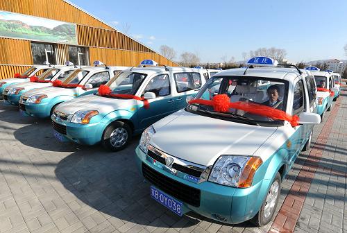 北京500輛電動(dòng)出租車下月進(jìn)城 采用特許經(jīng)營方式 北京500輛電動(dòng)出租車下月進(jìn)城 采用特許經(jīng)營方式