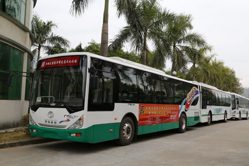 僑興科嶺增程式電動客車停靠在僑興集團惠州總部 僑興科嶺增程式電動客車停靠在僑興集團惠州總部
