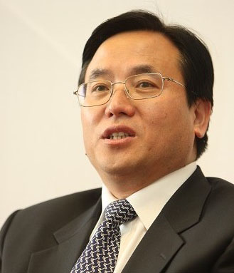 東風汽車公司黨委副書記、董事、總經理朱福壽