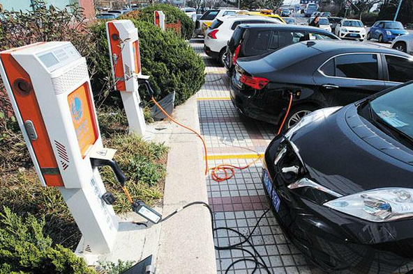到2020年山東省將建成充電站920座 充電樁35萬個(gè)