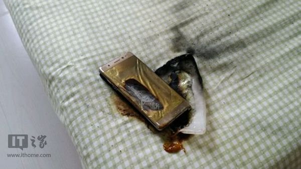 國行三星Note7第七次起火:依然電池部位 國行三星Note7第七次起火:依然電池部位
