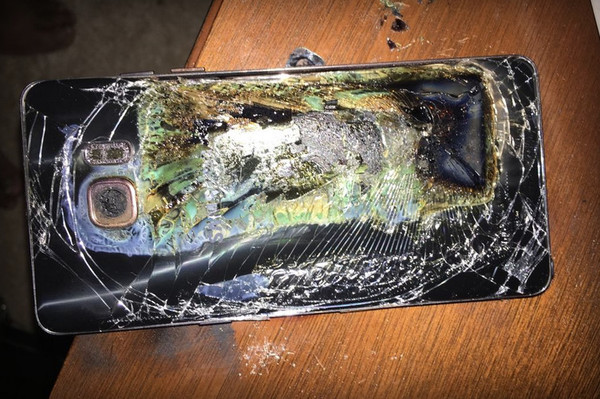 繼美兩起Note7更換版自燃后 又曝兩起iPhone自燃事件