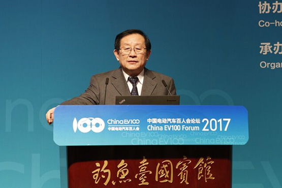 全國政協(xié)副主席、科技部部長萬鋼