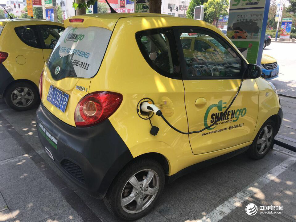 低速電動(dòng)車(chē)技術(shù)新標(biāo)準(zhǔn)將出臺(tái) 鉛酸電池成焦點(diǎn)