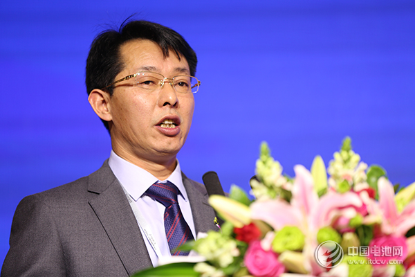 鋰電“達(dá)沃斯”組委會(huì)秘書長(zhǎng)、中關(guān)村新型電池技術(shù)創(chuàng)新聯(lián)盟秘書長(zhǎng)于清教 鋰電“達(dá)沃斯”組委會(huì)秘書長(zhǎng)、中關(guān)村新型電池技術(shù)創(chuàng)新聯(lián)盟秘書長(zhǎng)于清教
