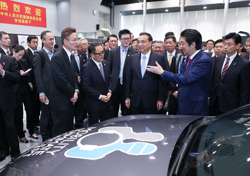李克強總理參觀豐田汽車廠區釋放什么信號？