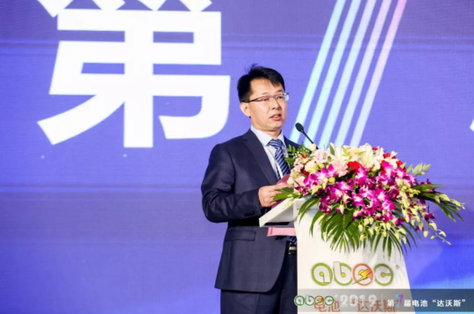 中關(guān)村新型電池技術(shù)創(chuàng)新聯(lián)盟秘書長(zhǎng)、電池“達(dá)沃斯”組委會(huì)秘書長(zhǎng)于清教