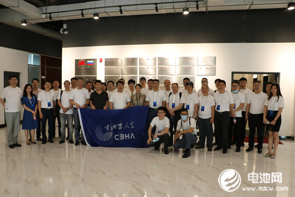 電池百人會企業(yè)家一行調(diào)研考察中俄研究院