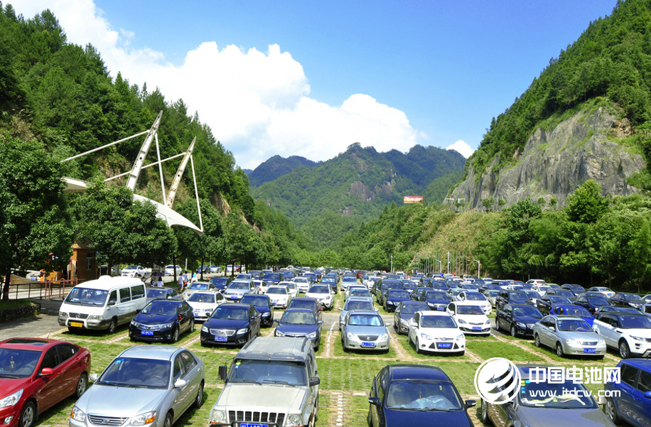 新車銷售2%增幅還將維持10年左右 中國(guó)品牌要做技術(shù)紅利的普及者 新車銷售2%增幅還將維持10年左右 中國(guó)品牌要做技術(shù)紅利的普及者