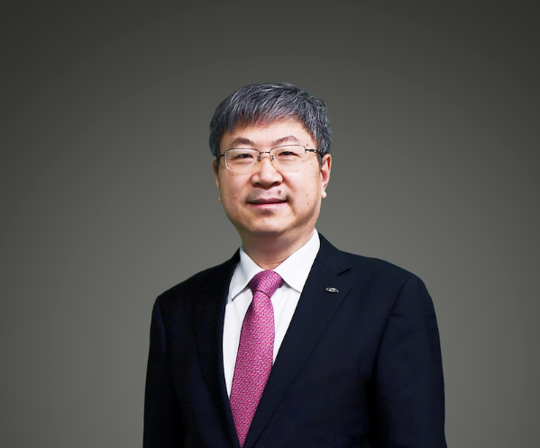 奇瑞汽車股份有限公司黨委書記、董事長尹同躍