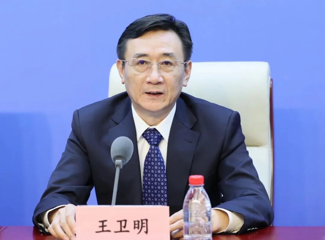 工業(yè)和信息化部裝備工業(yè)一司司長(zhǎng)王衛(wèi)明