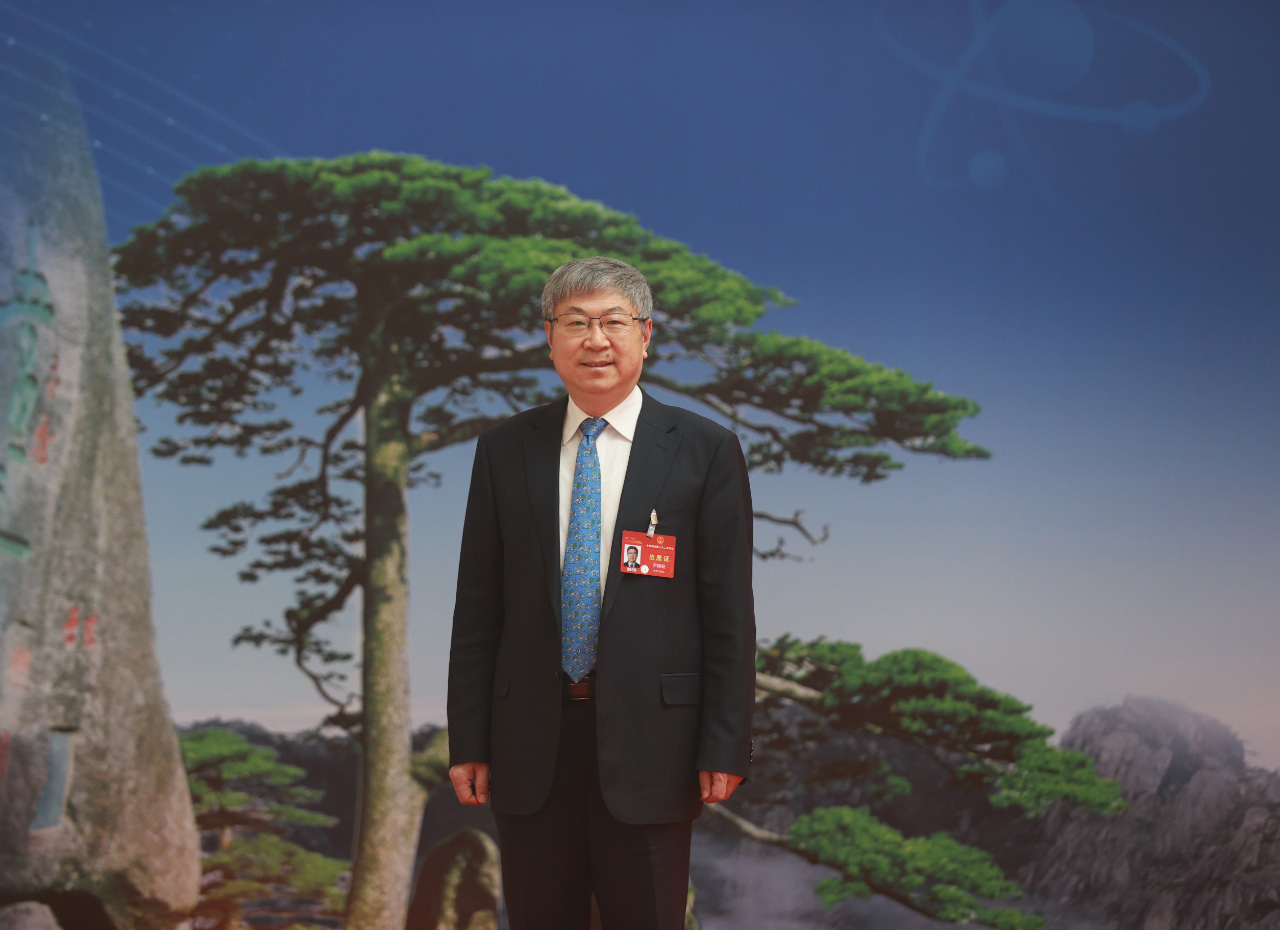 全國人大代表，奇瑞控股集團(tuán)黨委書記、董事長(zhǎng)尹同躍